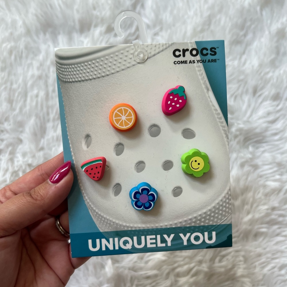 NWT Crocs Fruit Charms
